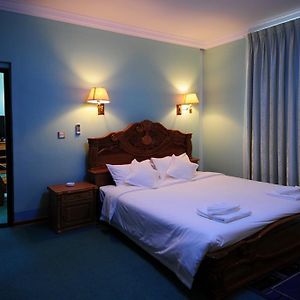 Royal King Suite